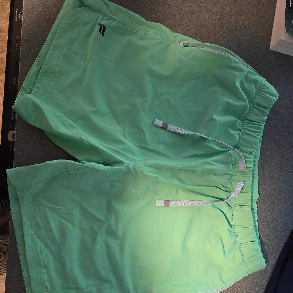 Fabletics mens sized medium shorts